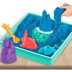 Spin Master Kinetic Sand - Sandbox Set Blau, Spielsand 17 Spin Master Kinetic Sand - Sandbox Set Blau, Spielsand -Playmobil Store Spin Master Kinetic Sand Sandbox Set blau Spielsand@@100007969 7